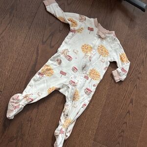 Burt’s Bees Baby Apple Picking Theme Footed Pajama One-Piece